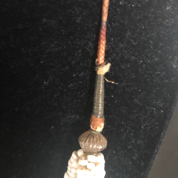 Ethnic Afghan style silver and white bead necklace - Picture 7 of 11